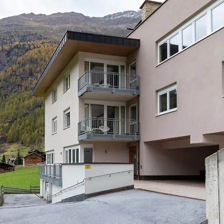 International House Superior Zw 11 سولدن