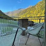 International House Superior Zw 11 Apartman